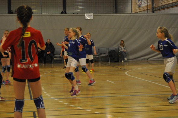 OIL handball 01