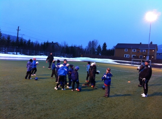 Fotballtrening_120312_001.jpg