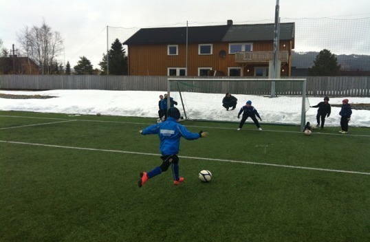 Fotballtrening_090413_006.jpg